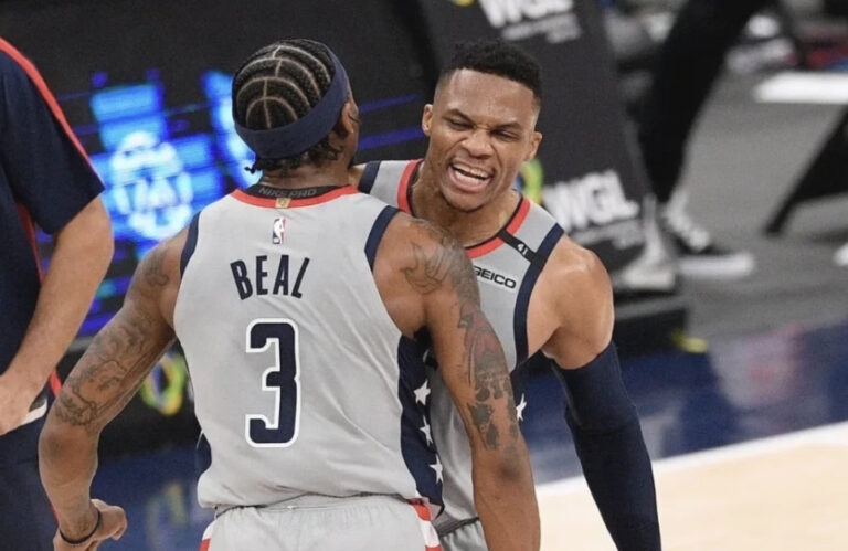 What a Run By The Wizzards Thanks To Westbrook & Beal 