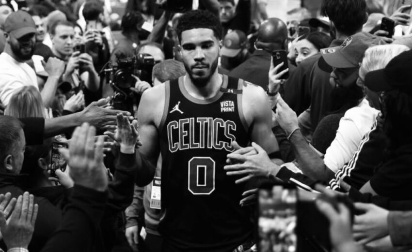 Jayson Tatum Buzzer Beater Gives The Boston Celtics A 1-0 Series Lead ...