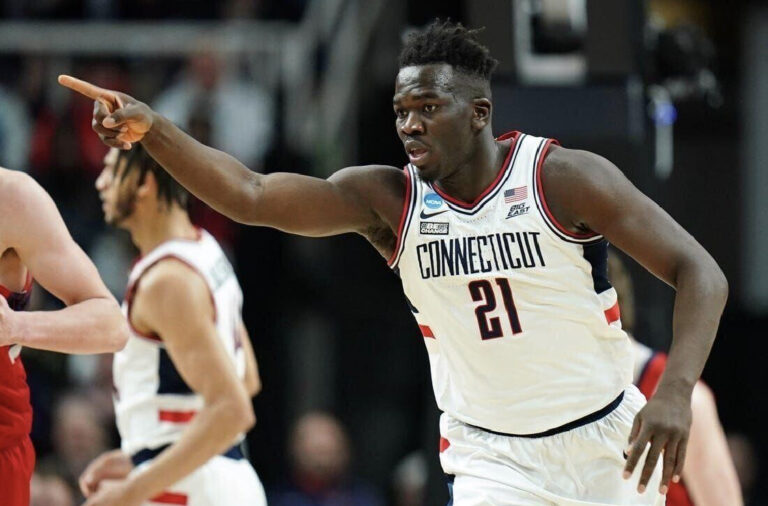 UConn’s Adama Sanogo to enter NBA Draft