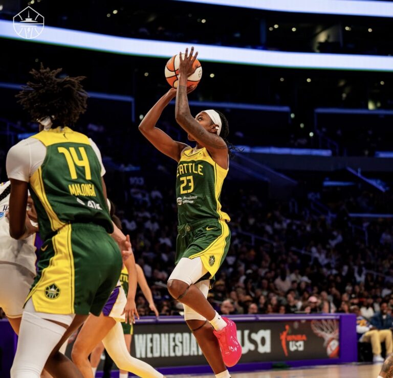 Sparks Struggle as Storm Cruise to 82-64 Victory in Los Angeles