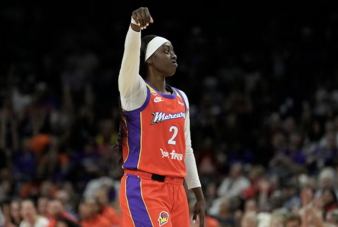 Phoenix Finds Its Flame — Thomas’s Milestone and Copper’s Clutchness Fuel Pre-All-Star Surge