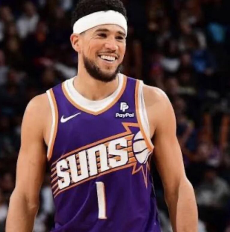 Devin Booker and the Suns: The Season Has to Be About More Than One Superstar