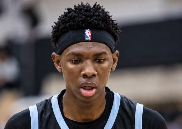 Five-Star Center Lewis Uvwo Set to Announce College Commitment Wednesday